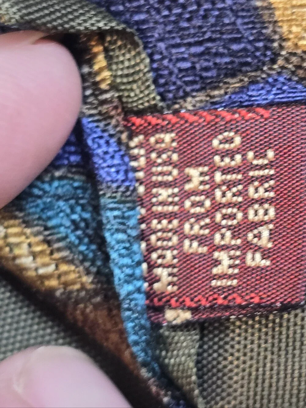 Chaps Ralph Lauren 100 % Pure Silk Men's Geometric Silk Tie in Teal, Navy & Gold